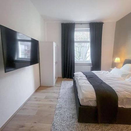 Modern Cozy Apt. -With 2 Tv, Netflix And Work Desk Essen Eksteriør bilde