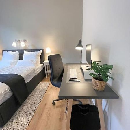 Modern Cozy Apt. -With 2 Tv, Netflix And Work Desk Essen Eksteriør bilde